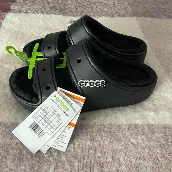 CROCS Shoes - Black fury Crocs sandals